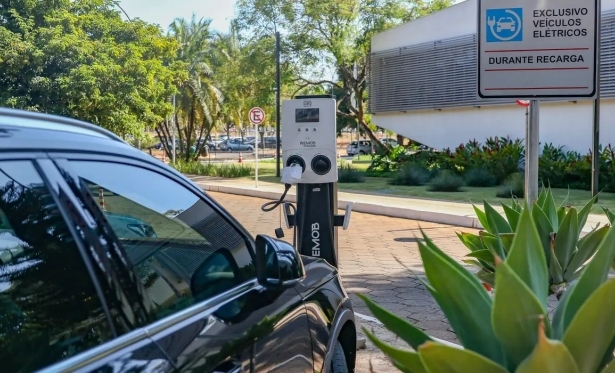 PROPRIETRIOS DE VECULOS ELTRICOS TERO DESCONTO NA CONTA DE LUZ 