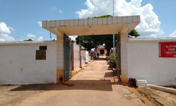 PRAZO PARA CADASTRO DE TMULOS NO CEMITRIO MUNICIPAL DE BAMBU EST CHEGANDO AO FIM  