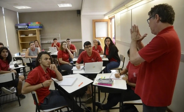 P-DE-MEIA: PAGAMENTO A ESTUDANTES COMEA NESTA SEGUNDA-FEIRA