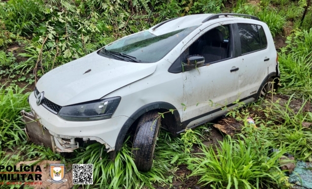 ACIDENTE NA BR-354 DEIXA QUATRO PESSOAS FERIDAS